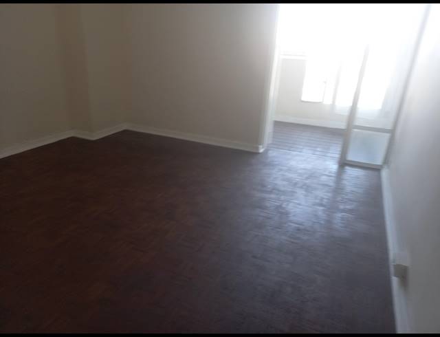 1.5 BEDROOM APARTMENT FOR SALE IN DURBAN CENTRAL